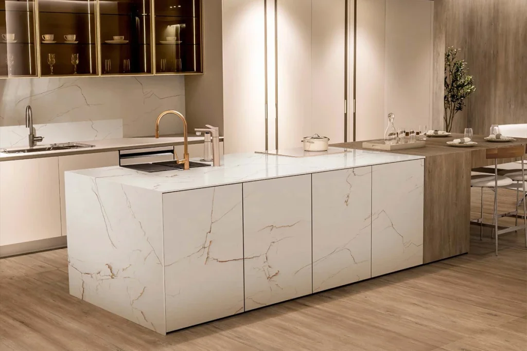 Cuines amb marbre, granit i quarsita